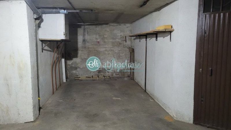 Foto 1a1ffe71-a143-416e-b3a1-719c9b478bb5. Aparcament cotxe a Lastrilla (La)