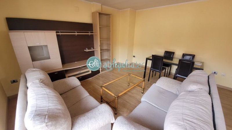 Foto 11c27121-000d-42e3-a744-cb880e5bd308. Apartament amb calefacció aparcament a Espirdo