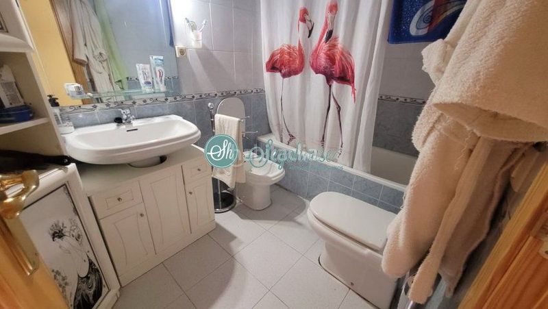 Foto 33f90218-d1eb-4e83-a8df-7106532c2436. Apartament amb calefacció aparcament a Espirdo