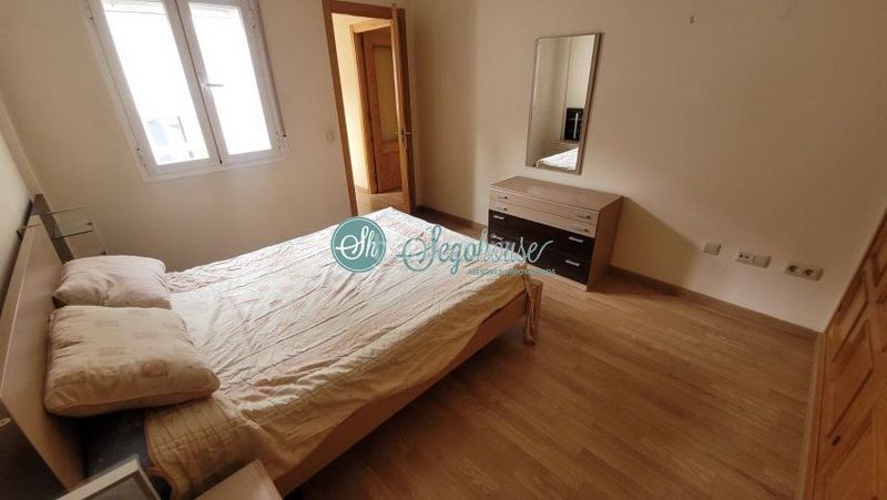 Foto 51f8aff1-1f95-4c81-b43e-f0c89833ab0f. Apartament amb calefacció aparcament a Espirdo