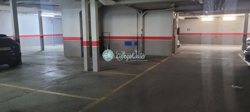 Foto 5d461e3e-114a-4052-a103-ab0f2c47bb56. Apartament amb calefacció aparcament a Espirdo