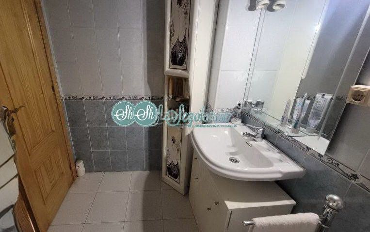Foto 70c17c8c-6e59-433e-b3c1-5e075b70998b. Apartament amb calefacció aparcament a Espirdo