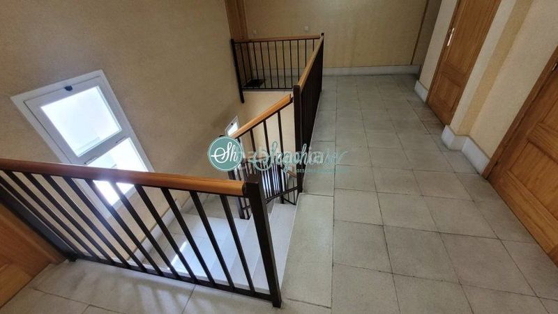 Foto a74c33a4-0aff-4dc9-b56b-3d110bda850d. Apartament amb calefacció aparcament a Espirdo