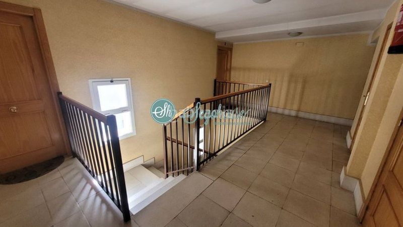 Foto fb8270c8-5595-46db-86e9-8b6d51ccc06b. Apartament amb calefacció aparcament a Espirdo