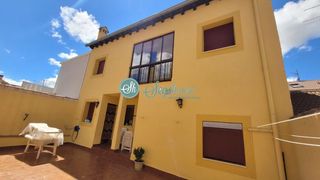 Maison à El Carmen. Casa en venta en el carmen, 4 dormitorios.
