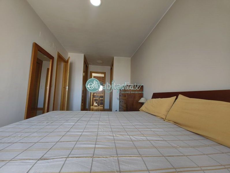 Foto e701834c-5472-4b76-a73f-ade4b9be0e29. Pis amb calefacció aparcament piscina a Sector Plaza de Toros Segovia