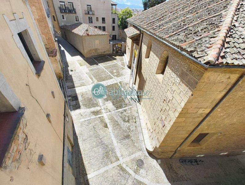 Foto 8fbd9e69-8b39-4d5e-8e70-06edd6db49fb. Pis amb calefacció a Centro Segovia