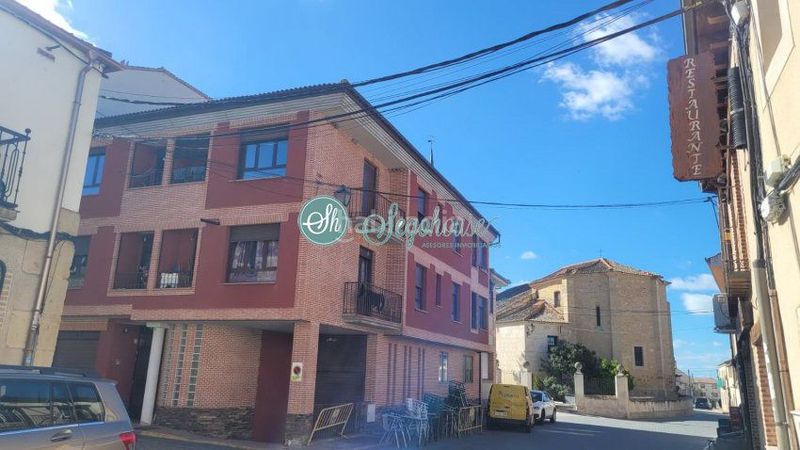 Foto e0ea1d3e-e0a8-45ea-8604-d2e713e13274. Pis amb calefacció aparcament a Cantimpalos