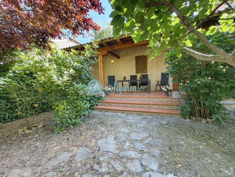 Foto 010c7f59-a1ff-4319-ab72-bfb99c8764c1. Casa amb calefacció a Escobar de Polendos