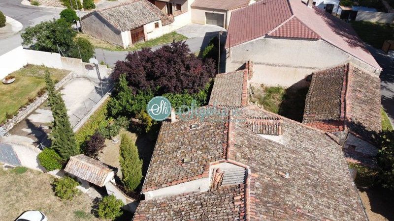 Foto bd5a665d-d515-4ba1-bced-43d067bab466. Casa amb calefacció a Escobar de Polendos