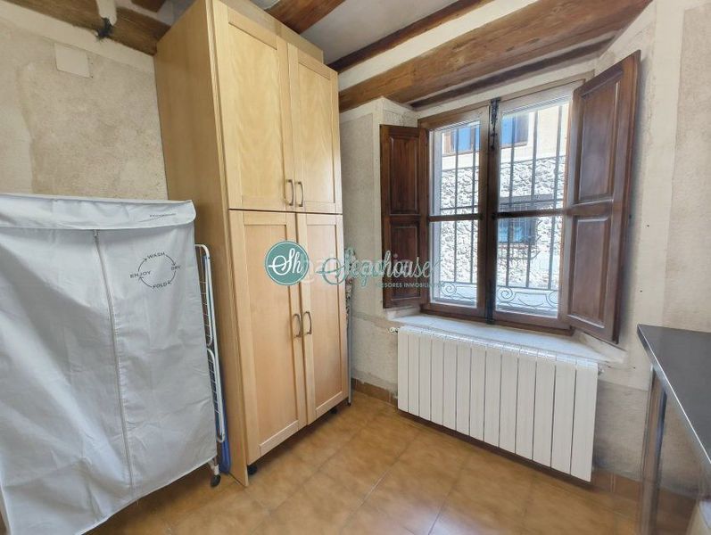 Foto 69c77e62-a5ff-4648-a837-878fd70d678b. Casa amb calefacció aparcament a Espirdo