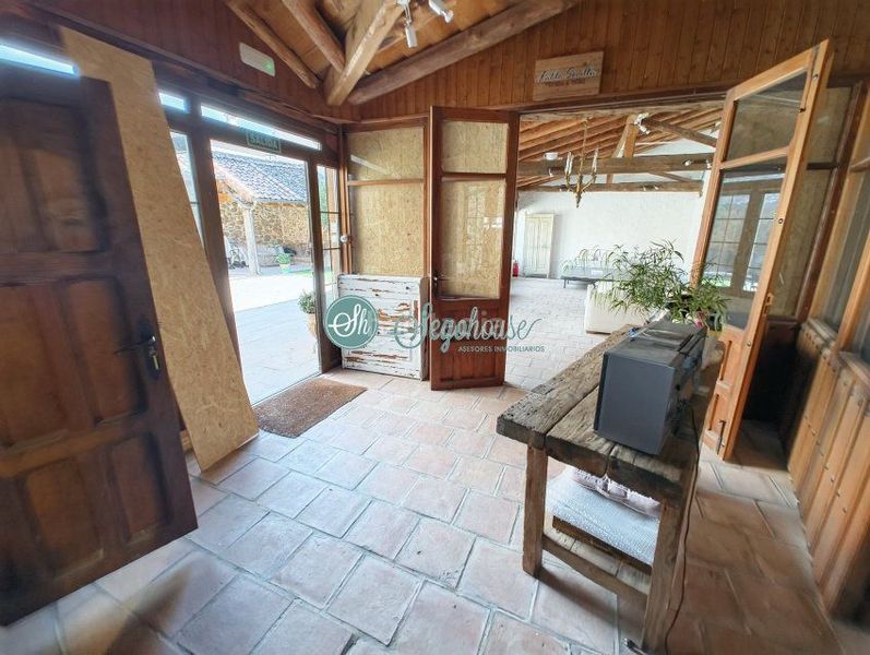 Foto b4304957-df04-438d-b337-e6e72ce9b3fe. Casa amb calefacció aparcament a Espirdo