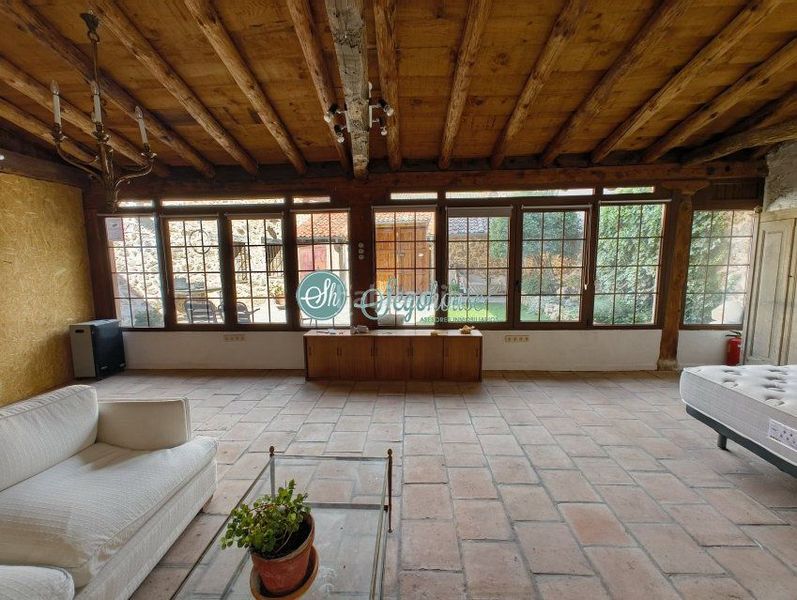 Foto b835aa18-15c9-4aab-b633-fa086aa963f5. Casa amb calefacció aparcament a Espirdo