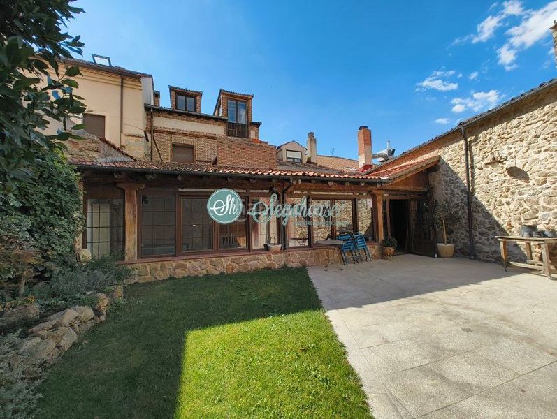 Foto c1579e6b-97d0-46be-9739-c51966cf40df. Casa amb calefacció aparcament a Espirdo