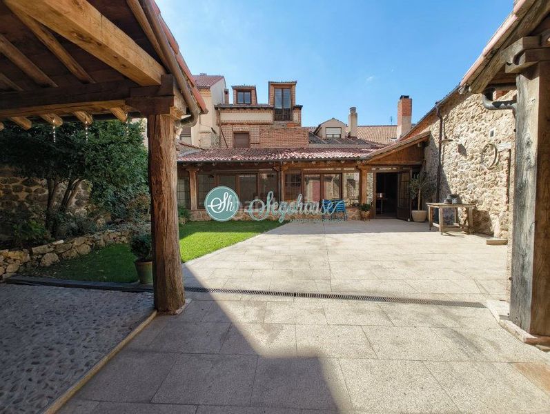 Foto d14135d2-d6c0-49d9-b729-0527bbc0b450. Casa amb calefacció aparcament a Espirdo