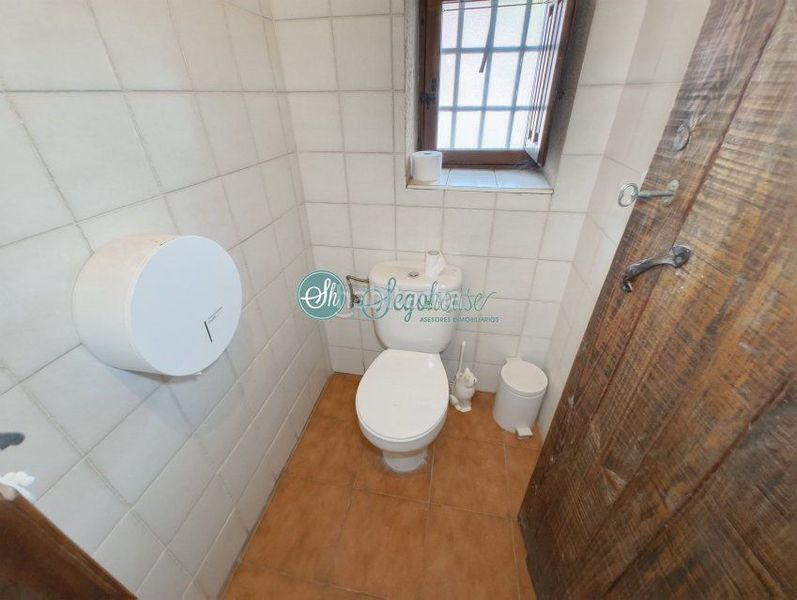 Foto e31c642c-c922-4b9d-bfde-62230d4e0121. Casa amb calefacció aparcament a Espirdo