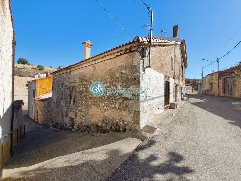 Foto 225f3059-c353-49a1-a328-08aeda916030. Casa amb calefacció a Fuentesoto