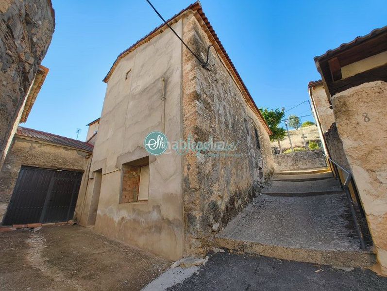 Foto 9b0a74bd-c7d7-4786-bc00-13c0b7df8f5b. Casa amb calefacció a Fuentesoto