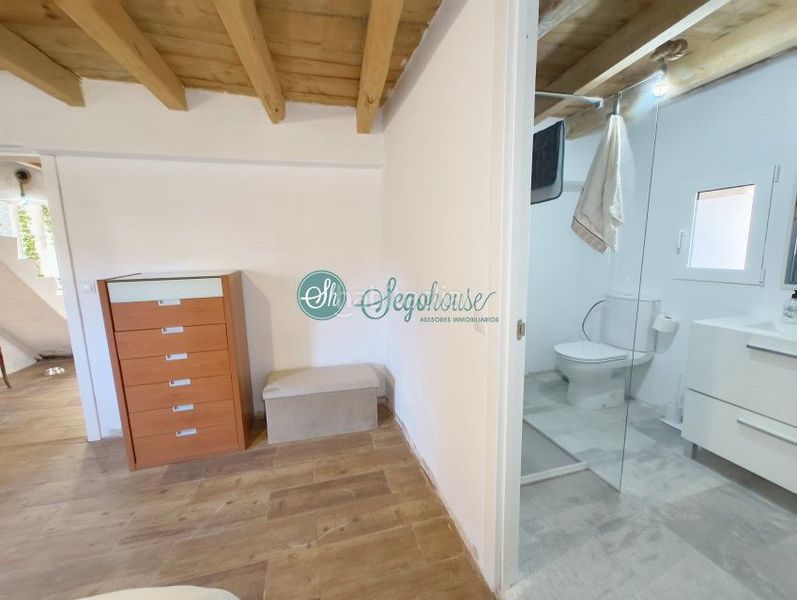 Foto b0be7d83-dfb4-4792-b03d-1c1d1a4c289c. Casa amb calefacció a Fuentesoto