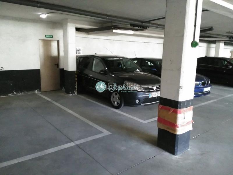 Foto e35f3119-c444-40b3-9a95-42eab400baa4. Flat with heating parking in San Lorenzo - San Marcos Segovia