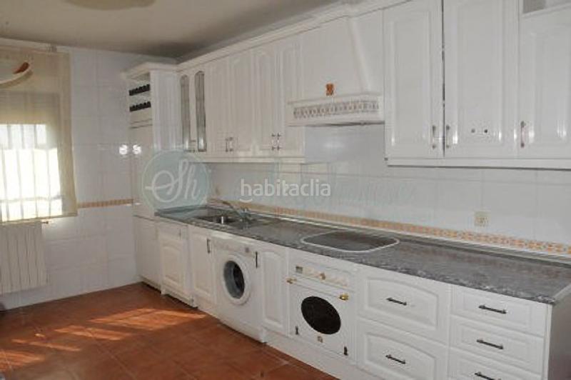 Foto 90e9dcac-ce9d-4d79-90a6-7a77ad5e1cc3. Chalet avec chauffage parking dans Área Rural Segovia