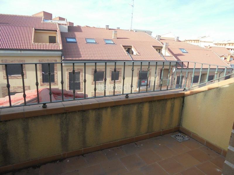 Foto 98a1ec5e-8127-46fb-8b4f-c20d7a1d65ed. Appartement avec chauffage parking dans Bernuy de Porreros