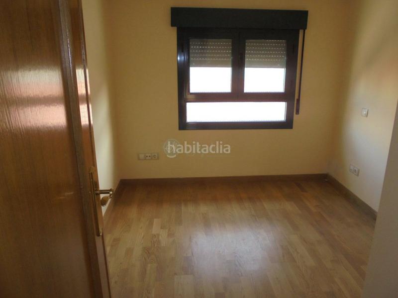 Foto c799e1d8-54b5-4a26-808c-19f98067171e. Appartement avec chauffage parking dans Bernuy de Porreros