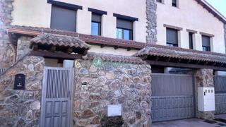 Xalet a Espirdo. Chalet en venta en tizneros, 4 dormitorios.