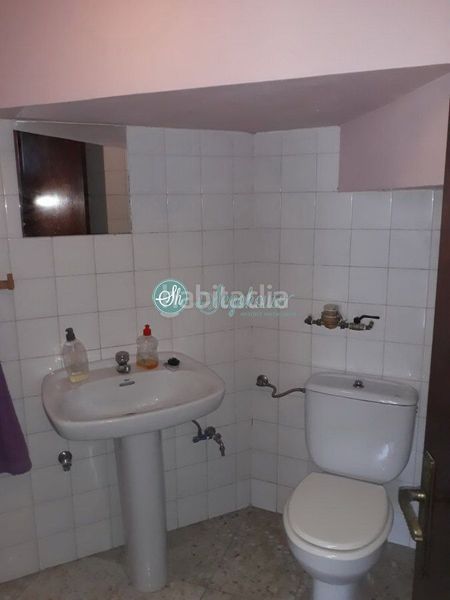 Foto 341daef0-2151-40e0-8bbd-ae1b6a067c1b. Local comercial a Centro Segovia