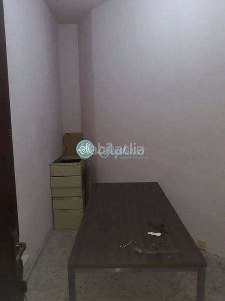 Foto 66ff62ba-e59e-4bb3-9623-e588247e9445. Local comercial a Centro Segovia