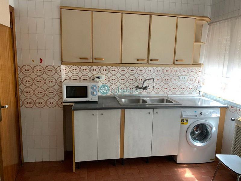 Foto a75361c5-7de4-4f10-b232-4f37688e28f4. Appartement avec chauffage parking dans El Cerro - Ctra. De San Rafael Segovia