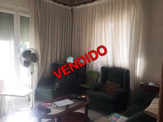 Appartement  Avenida la constitución. Piso en venta en centro - universidad, 3 dormitorios.