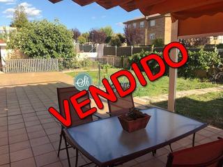 Pis a Santa María la Real de Nieva. Piso en venta en palazuelos de eresma, 3 dormitorios.