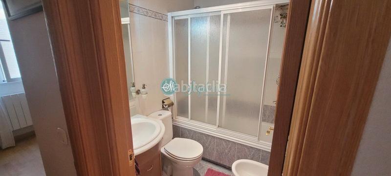 Foto 3add02cb-0f3c-4fe6-8f27-1dcf3d25fe9a. Pis amb calefacció aparcament a El Cerro - Ctra. De San Rafael Segovia