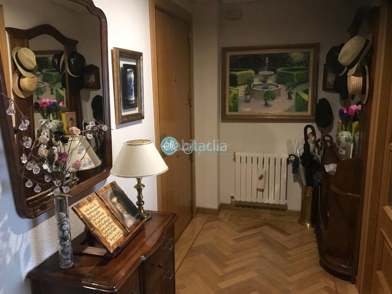 Foto 19d96ace-8613-4b84-a797-d80ce98686fc. Appartamento con riscaldamento parcheggio in Centro Segovia