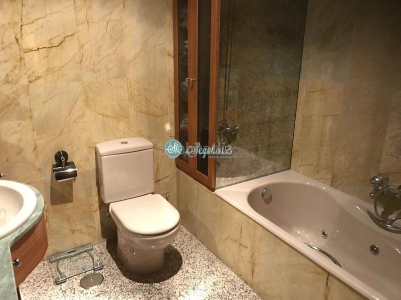 Foto e6c57799-9d9a-4e84-831f-e580cb52a264. Appartamento con riscaldamento parcheggio in Centro Segovia