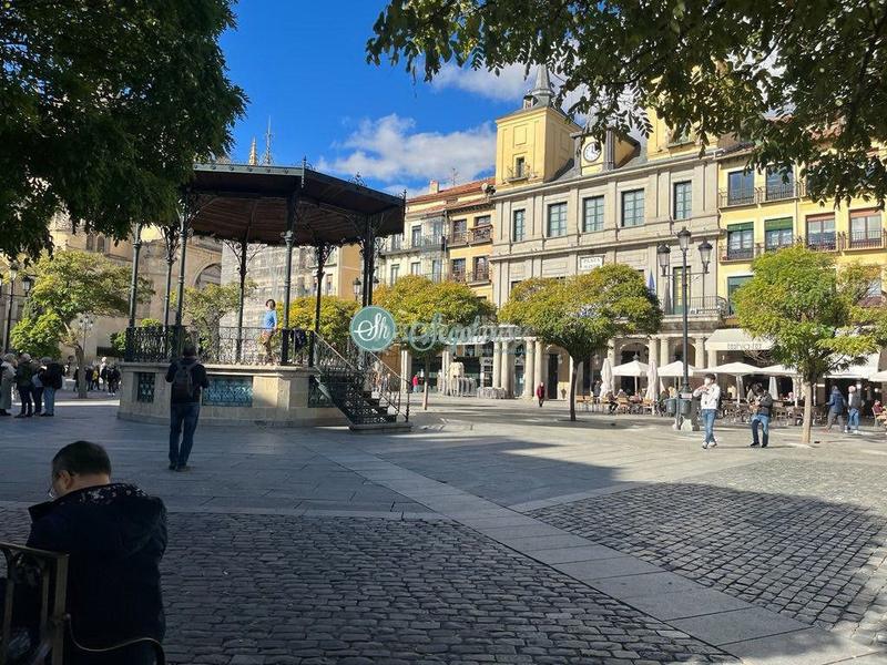 Foto cf15bcbd-2a05-4af3-bc24-47664ce9ad2e. Pis amb calefacció aparcament a Plaza Mayor - San Agustín Segovia