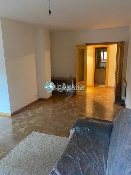 Foto 023233e1-c914-4c60-b530-349dc5960920. Appartement avec chauffage dans El Cerro - Ctra. De San Rafael Segovia