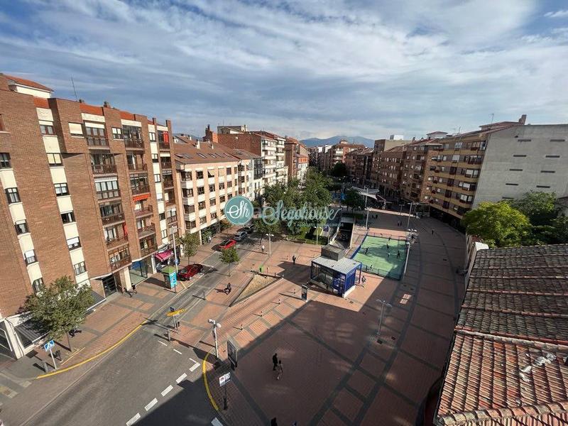 Foto 53560c63-91fe-4faf-b4ab-1f6b69b04d29. Pis amb calefacció a Centro Segovia