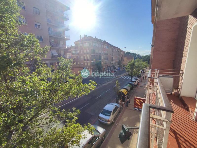 Foto f10dc62d-8753-43b8-abf8-4fad0bd28fb4. Piso  en venta en Centro - ezequiel gonzález, 4 dormitorios. en Segovia