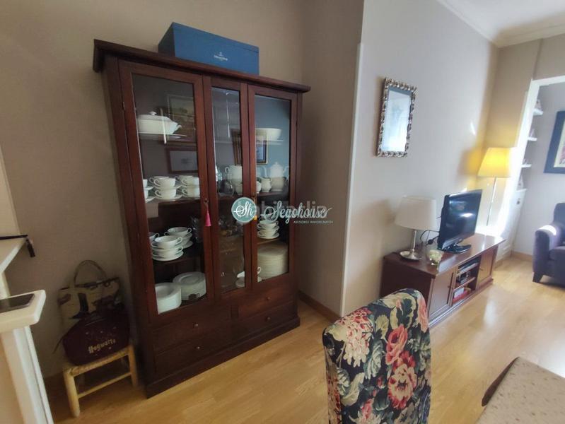 Foto f229e7df-3563-4828-bc68-055384d698b3. Piso  en venta en Centro - ezequiel gonzález, 4 dormitorios. en Segovia