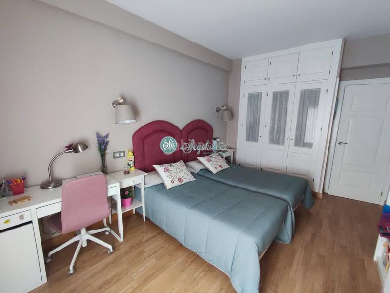 Foto fb543f10-6b86-48ac-91e1-64c0635791c6. Piso  en venta en Centro - ezequiel gonzález, 4 dormitorios. en Segovia