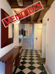 Appartement à Centro. Piso en venta en casco antiguo, 4 dormitorios.