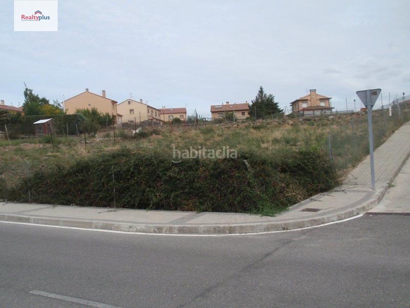 Foto 2d8a11a0-a504-479f-a700-e24c03ba3373. Terrain résidentiel dans Palazuelos de Eresma