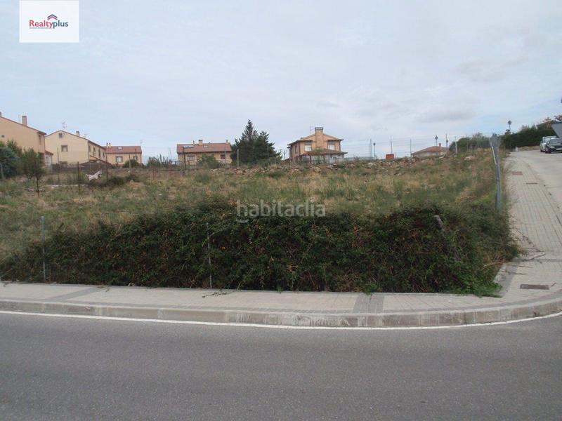 Foto dc3b53dc-e169-44fd-8f9c-62572e202b53. Terrain résidentiel dans Palazuelos de Eresma