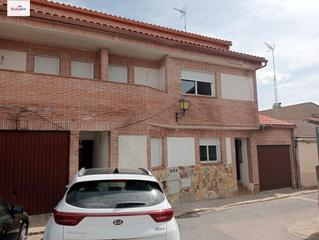 Xalet a Cadalso de los Vidrios. 103delegación principal .vivienda unifamiliar adosada de 151vivi