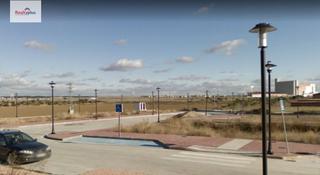 Terrain résidentiel  Calderon. Se vende en arevalo zona nueva y de expansión. junto a la avenid