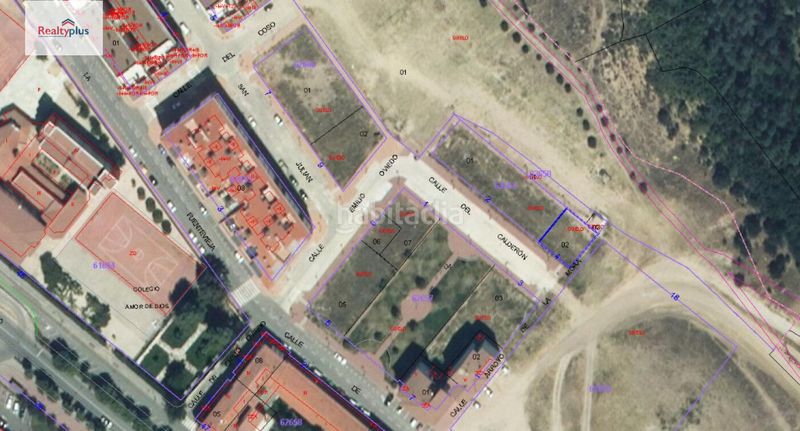 Foto af54d582-cfb6-4cd6-97a9-f0a7b6b92b22. Terreno residencial se vende en arevalo zona nueva y de expansión. junto a la avenida emilio romero, a la entrada de la localidad. edificabilidad 900m en Arévalo