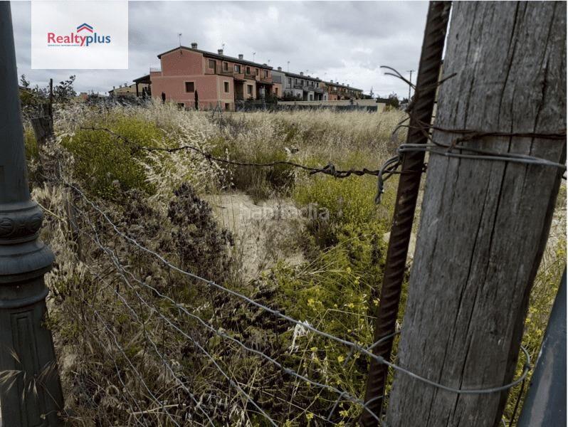 Foto 4fc2f515-fff2-44de-b376-7ebb7d569dbf. Terreno residencial 101 terrenos urbanos en parque robledo segovia en Palazuelos de Eresma