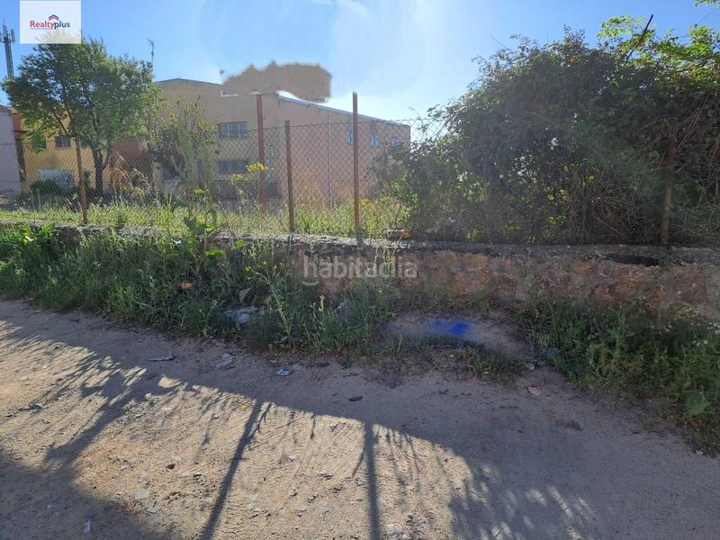 Foto 403cc834-a7f1-4ec3-9cfe-9996e9d124be. Terrain résidentiel dans El Cerro - Ctra. De San Rafael Segovia